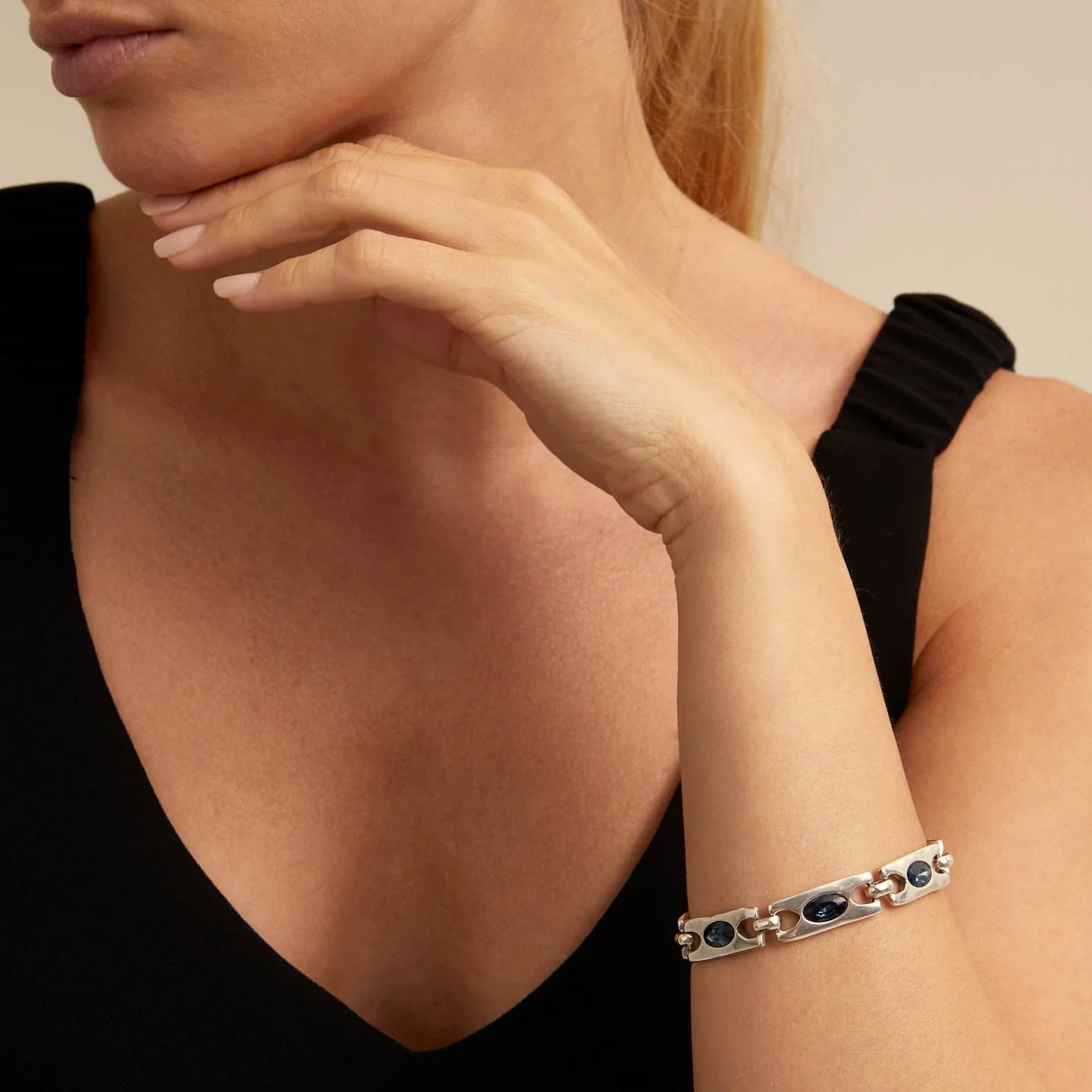THE CROWN BRACELET - Image 2